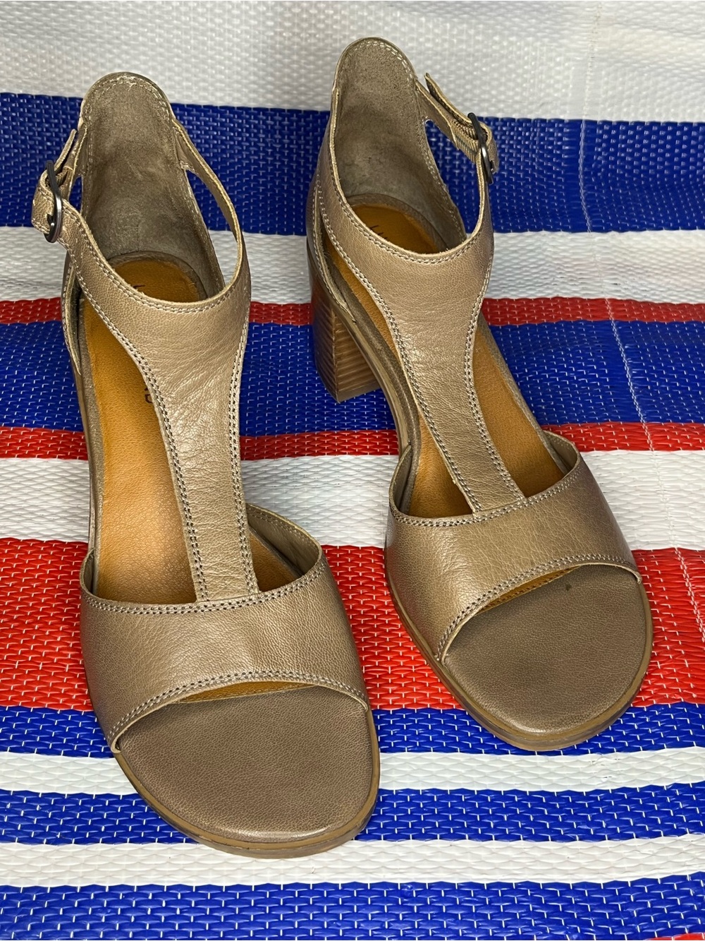 Lucky Brand Sabeni Brown Leather Heeled Sandals Women’s Size 10 Dress Shoes - Picture 9 of 10